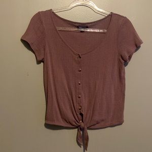 American Eagle size small purple blouse.